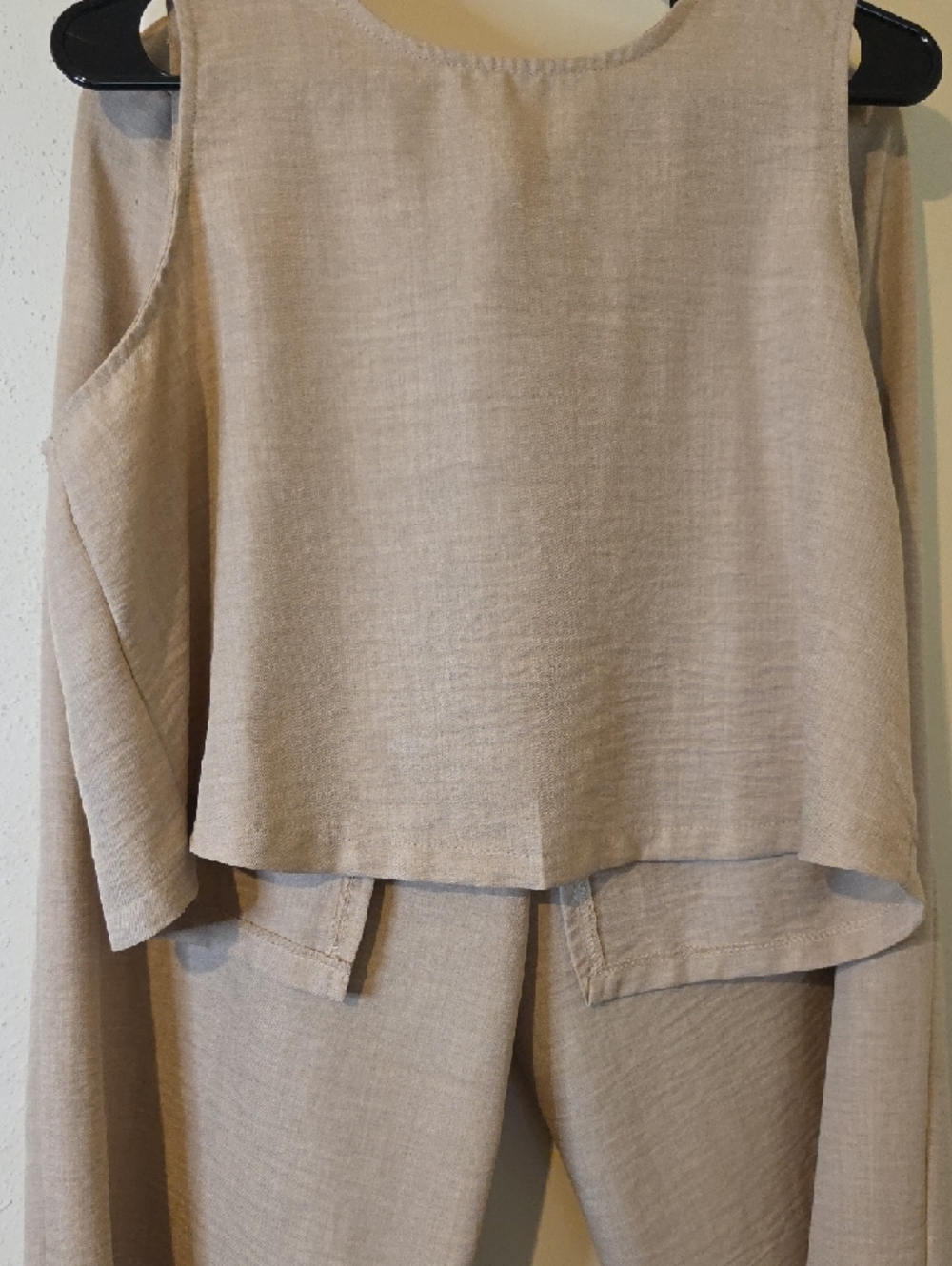 Sleeveless Beige Wide-Leg Pant Set - Picture 6 of 6
